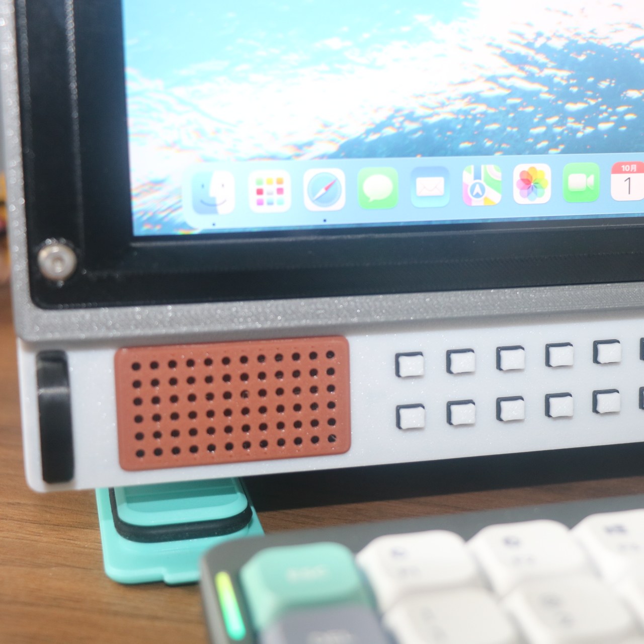 จอภาพย้อนยุคแบบ CRT ความละเอีย - Retro Gaming Monitor บทวิจารณ์และราคา